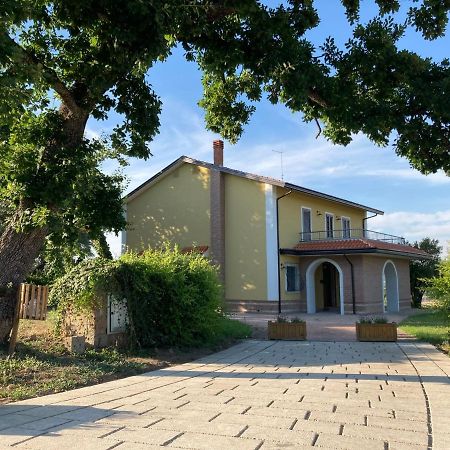 Agriturismo Tenuta Della Madama Venticano Экстерьер фото
