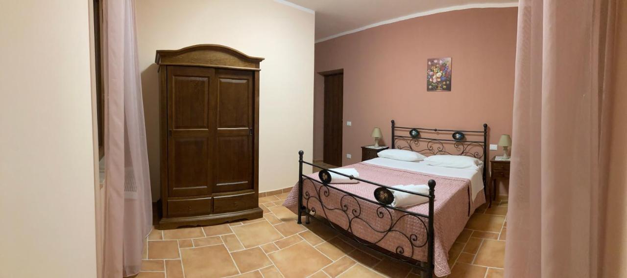 Agriturismo Tenuta Della Madama Venticano Экстерьер фото